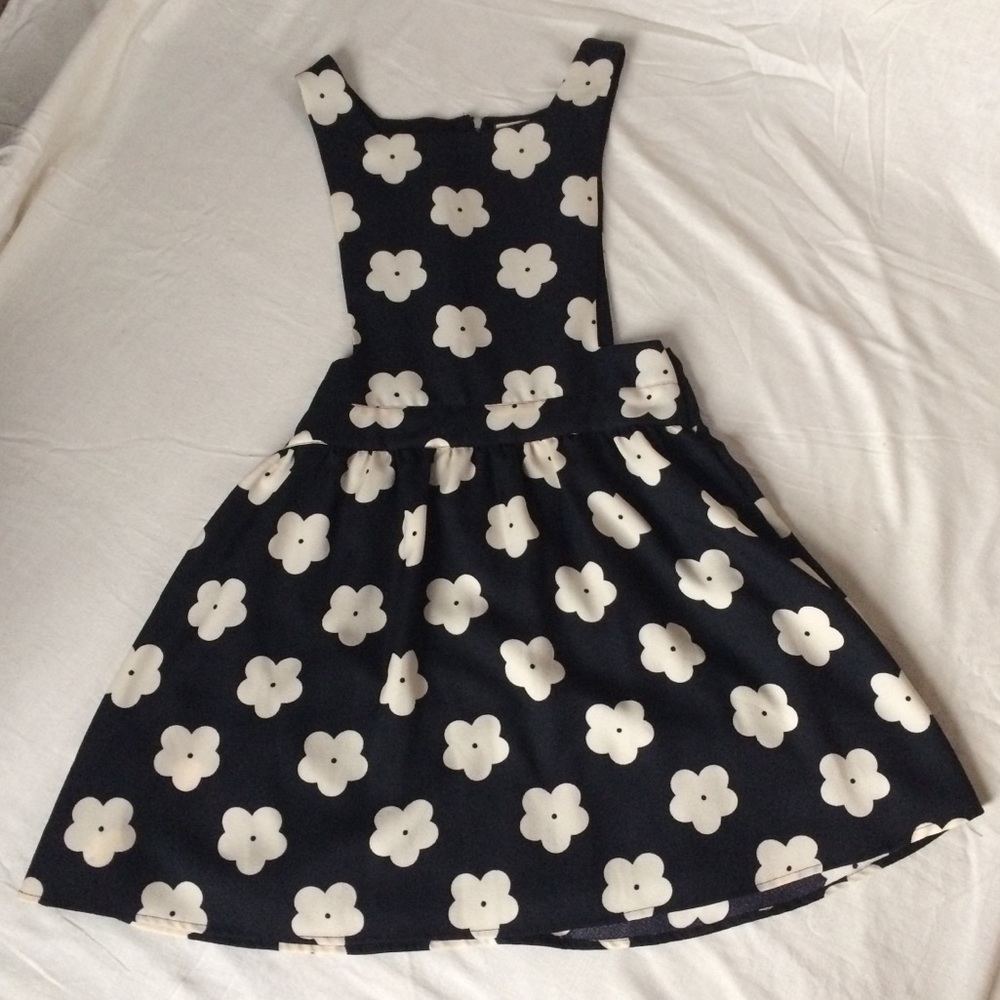Floral print pinafore/apron dress
